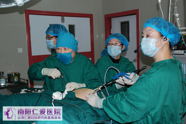 宫腹腔镜手术