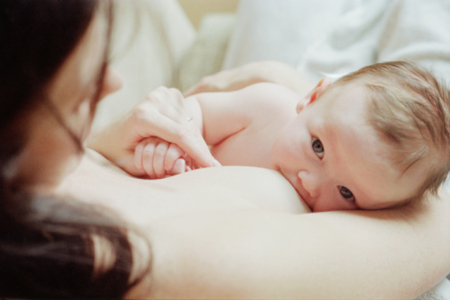 为何女性产后易患急性乳腺炎【产后急性乳腺炎原因】
