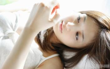 注意：什么原因会诱发女性卵巢性不孕的发生